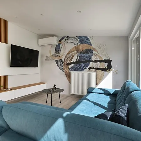 Modern House Nikolina With Jacuzzi Prázdninový dům Privlaka (Zadar)